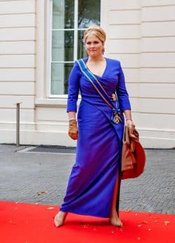 Dit Dragen Amalia, Alexia En Laurentien Op Prinsjesdag - Modekoningin ...