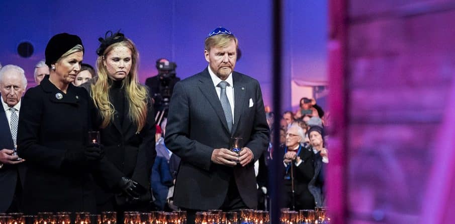 Willem-Alexander keppeltje Auschwitz-Birkenau