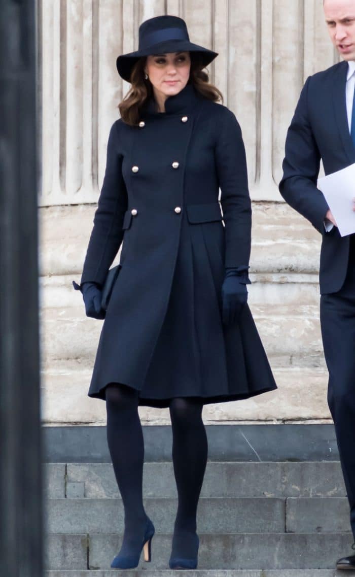 Kate Middleton Princess Catherine blue tights